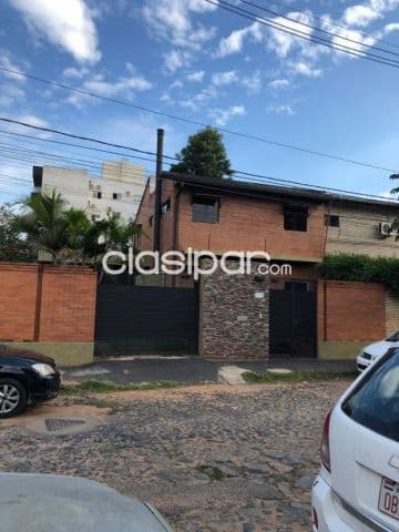 Dúplex de lujo en Barrio Mcal. López Ubicado a pasos del Superseis Mundy Mark