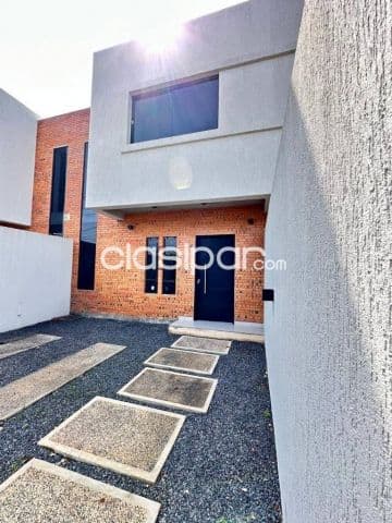 En venta duplex a estrenar en Luque Id: 47077