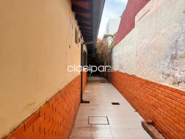 Terreno con casa a demoler o refaccionar, foto 4