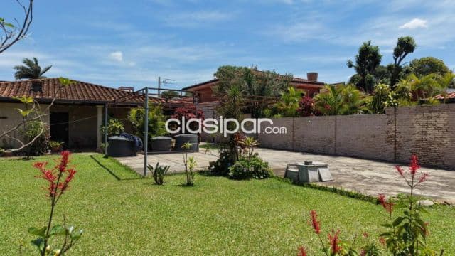 Casa en barrio san vicente asuncion