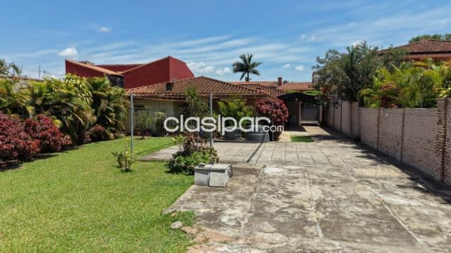Casa en barrio san vicente asuncion