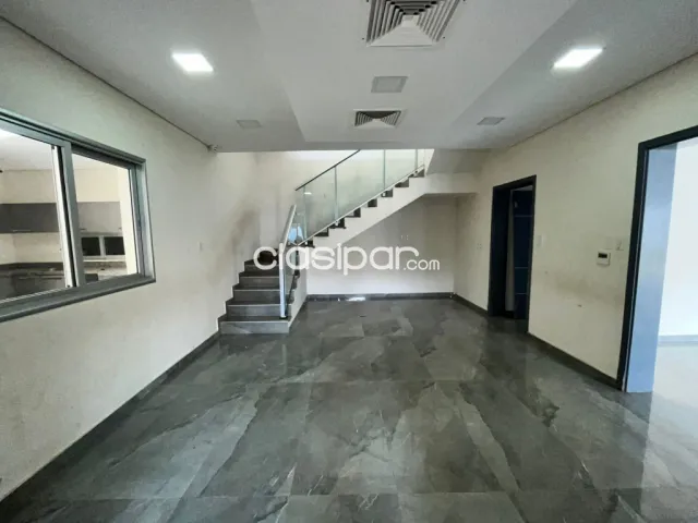 hermosa y amplia residencia en San Lorenzo, barrio Florida — foto 3