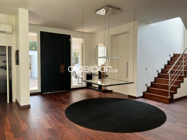 Residencia en Venta de 4 habitaciones en Suite, Barrio Los Laureles — foto 3