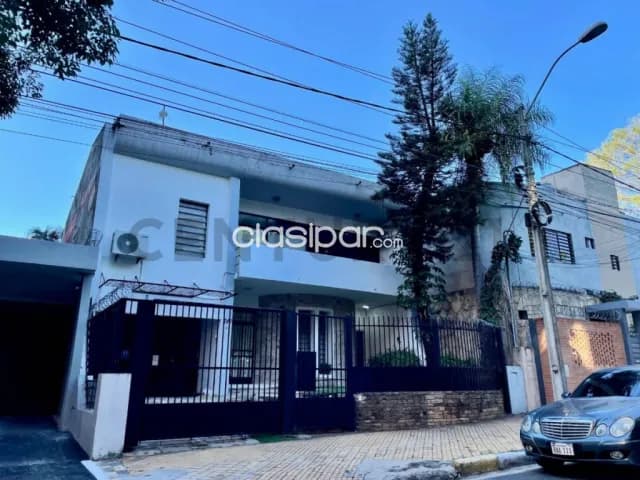 Se vende hermosa residencia en el barrio Las Mercedes, foto 2