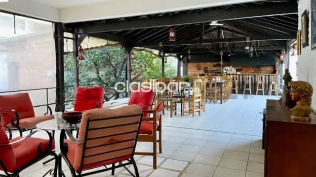 Se vende hermosa residencia en el barrio Las Mercedes, foto 4