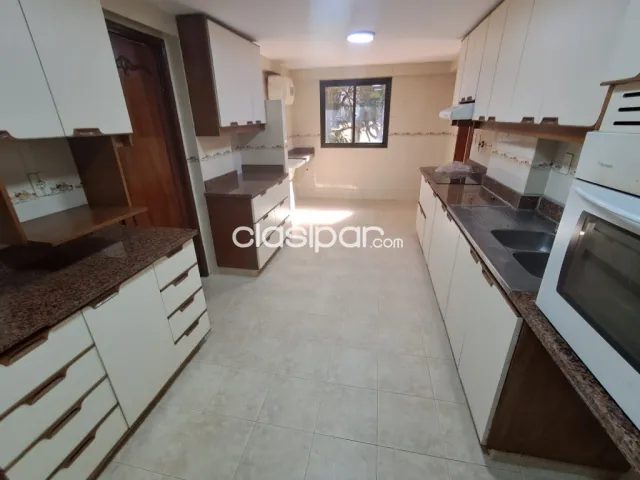 Amplio Departamento de 2 Dormitorios Barrio Las Mercedes, foto 5