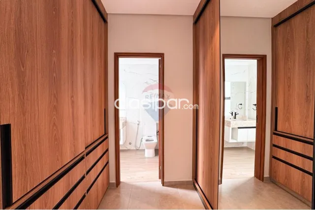 En venta – casa pareada de 3 suites — foto 3
