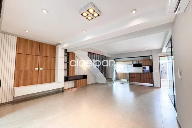 En venta – casa pareada de 3 suites — foto 5