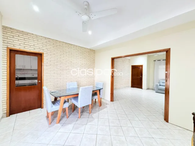 Casa de dos plantas sobre avenida laguna grande‼️, foto 5