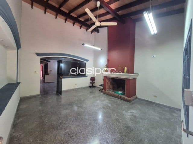 / Vendo CASA con Dpto - San Vicente Asunción COD 6581