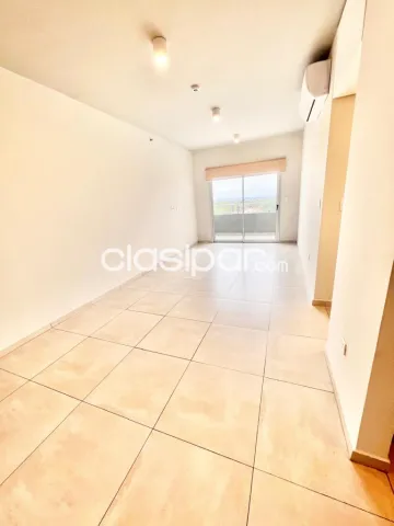 En Alquiler Departamento de 2 Habitaciones en Barrio Seminario A500 — foto 4
