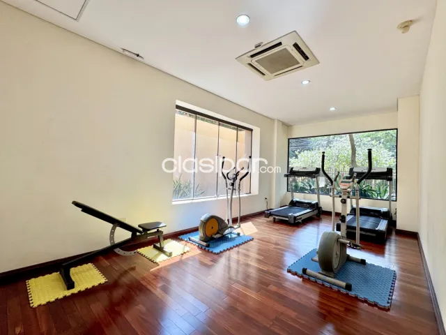Exclusivo departamento de 260 m² sobre Santísima Trinidad — foto 5