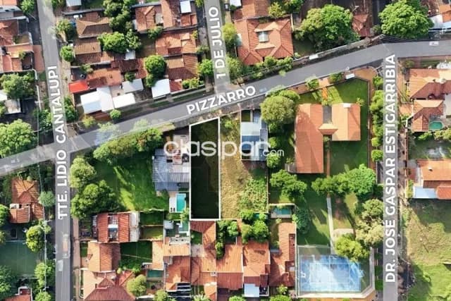 Amplio terreno Sobre la calle Pizarro — foto 3
