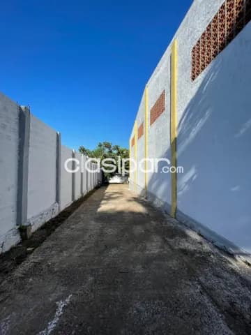 Propiedad Industrial en Luque en zona Avda. Ykua Karanday — foto 4