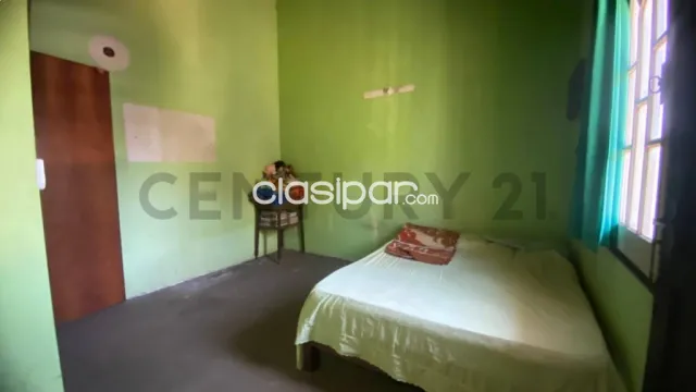 En venta amplia casa a refaccionar con importante fachada — foto 4