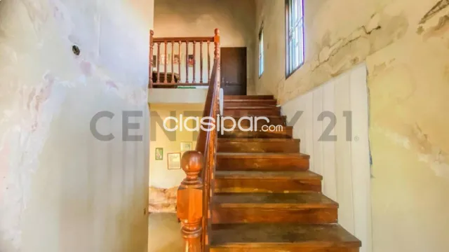 En venta amplia casa a refaccionar con importante fachada — foto 5
