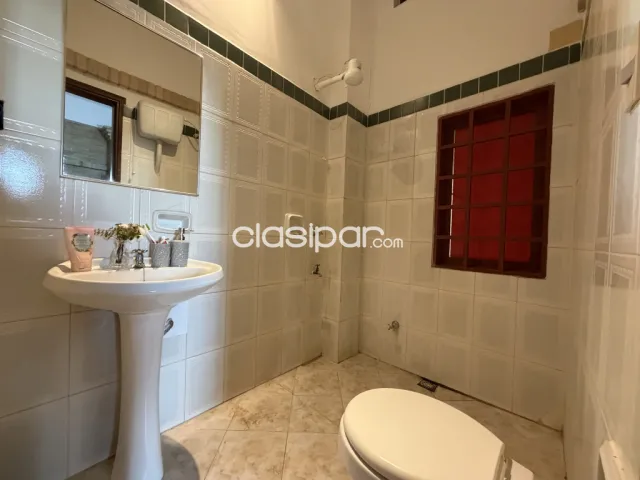 casa de 5 dormitorios en el Barrio Mburicao, foto 4