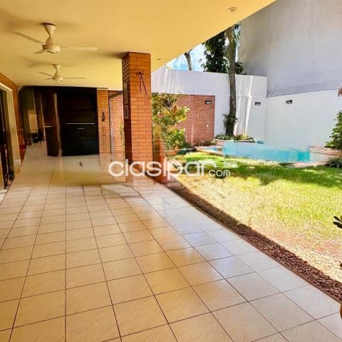 casa de 4 dormitorios en Mburucuya Asuncion