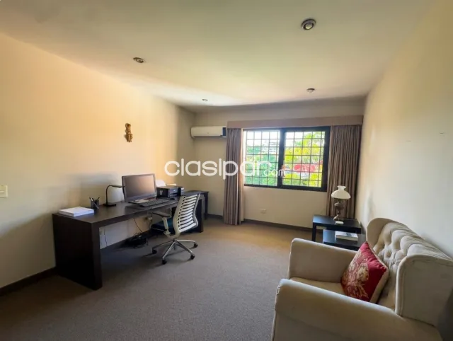 🏡 *Residencia de categoría en Las Lomas – Asunción* — foto 2