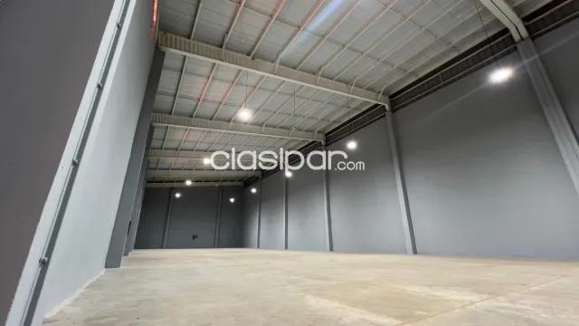 Show Room, oficinas y depósito - Ruta Mcal Estigarribia — foto 3