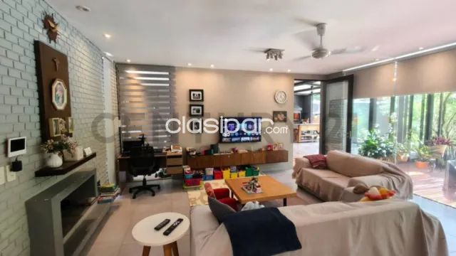 Exclusiva Residencia en Venta en San Lorenzo: Lujo y Confort en Cada Detalle, foto 2