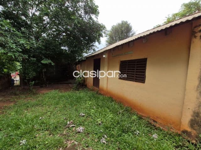 ¡Inversores! Vendo terreno de 880 m2, en el centro de Caazapá