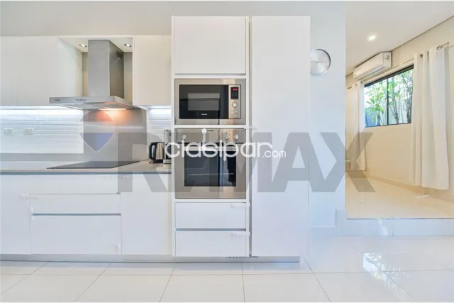 Moderna casa a la venta en lambare. B° santa rosa — foto 2