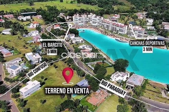 terreno en el condominio Aqua Village