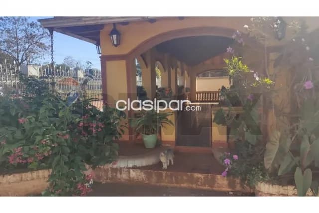 casa en venta a dia cuadras de la avenida fulgencio yegros, foto 2