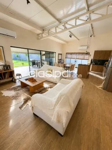 Hermosa y exclusiva residencia en surubi ́i - Mariano Roque Alonso, foto 3