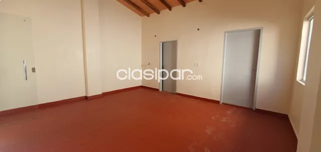 Salón comercial en el centro de Luque, foto 5