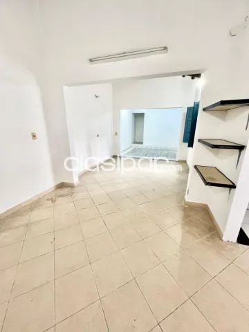 En Venta Amplia Casa para Oficina o Vivienda en el Centro de Asunción - V250 — foto 3