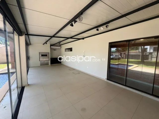 Casa con patio y piscina en Luque loma merlo — foto 3