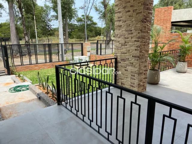 Viendo hermosa casa de tres suites en Surubíi AV0725, foto 3