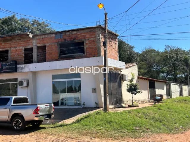 Villa Elisa vendo casa en esquina con salones y departamento a terminar — foto 2