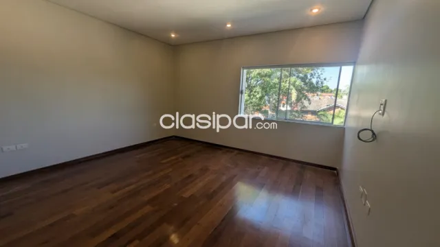 Miraflores, mburucuya: Elegante residencia minimalista, 4 suites, escritorio, amplio — foto 5