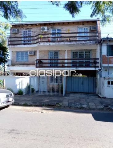 Edificio en el centro de la ciudad de Lambaré — foto 3