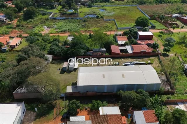 tinglado industrial con oficinas en Luque — foto 3