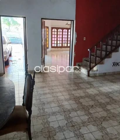 Casa en pleno centro de la ciudad de Encarnacion - oportunidad de inversion — foto 2