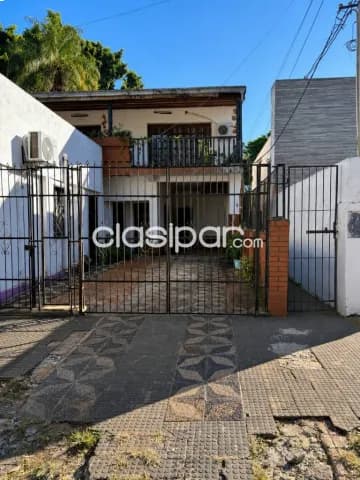Casa en pleno centro de la ciudad de Encarnacion - oportunidad de inversion — foto 5