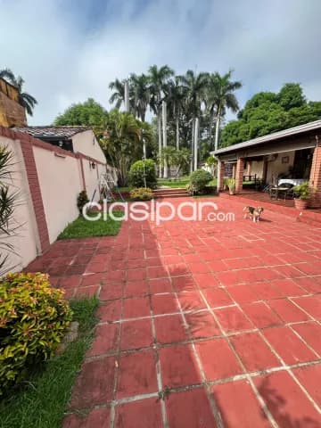 Casa en Recoleta - terreno 1400 m2 - sobre mcal. Lopez frente al centenario — foto 5