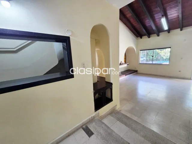 Casa en Venta en esquina, Zona Iglesia Las Mercedes, Barrio Las Mercedes, foto 4