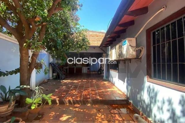 Casa en venta en esquina, loma merlo-Luque, foto 4