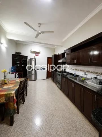 amplia casa en Fernando de la Mora, foto 2