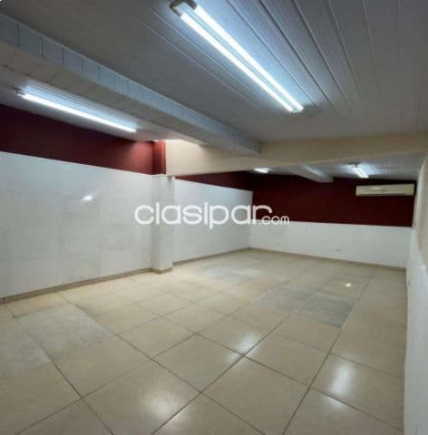 Amplia propiedad para oficina en asuncion zona ygatimi plaza italia ​