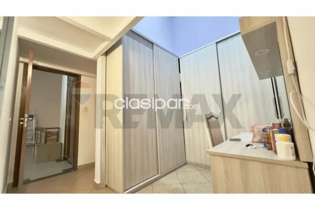 Duplex en barrio Herrera 3 suites, foto 5