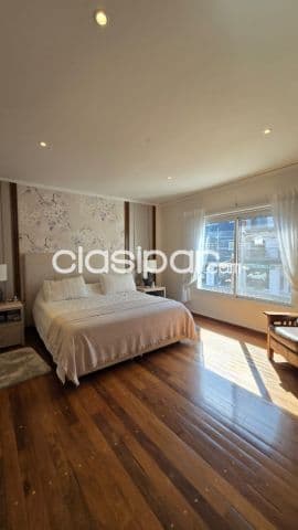 *Vendo excepcional residencia recién remodelada en Barrio Mariscal Lopez