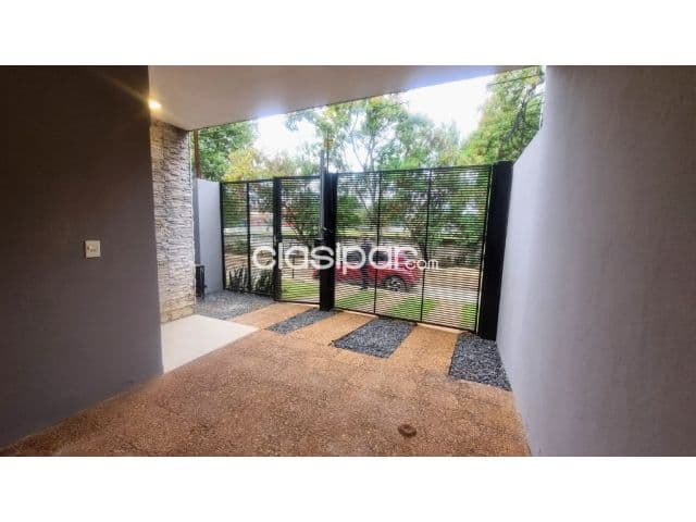 Duplex de tres dormitorios en laguna grande Fernando de la Mora
