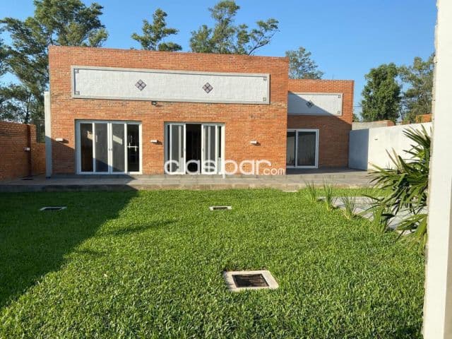 Casa en venta en el Barrio cerrado Surubii — foto 1