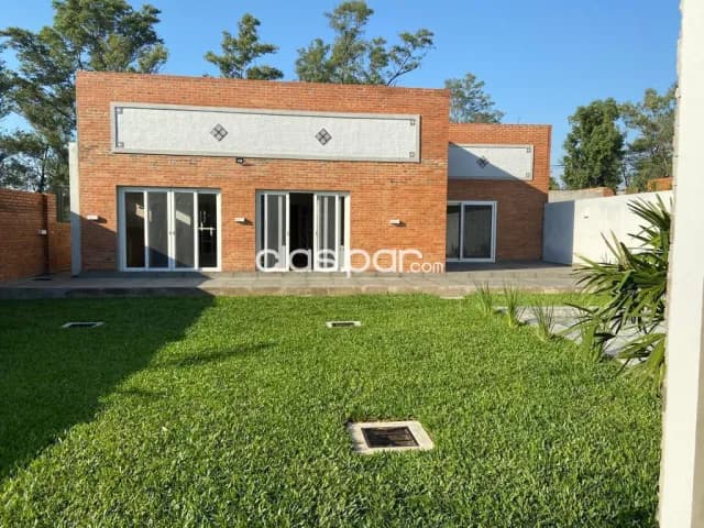 Casa en venta en el Barrio cerrado Surubii — foto 2